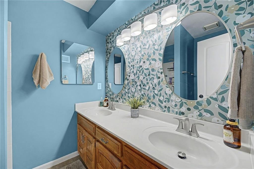 15016 W 124th Street — photo 25