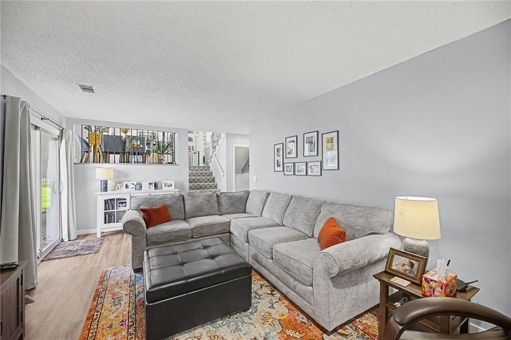 15016 W 124th Street — photo 30