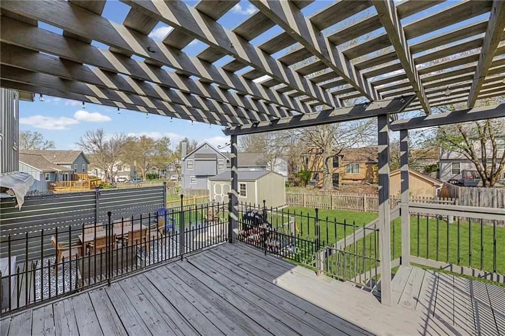 15016 W 124th Street — photo 35