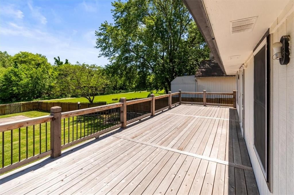 1817 NE Gatewood Drive — photo 20