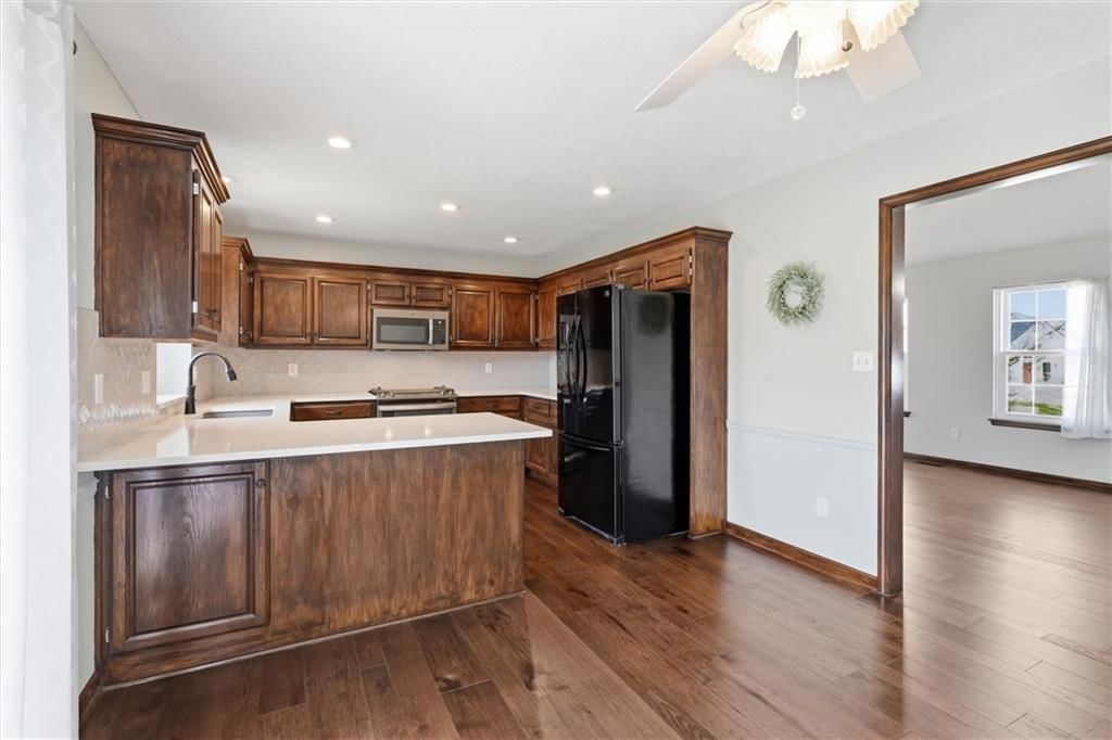 2531 NE Horseshoe Drive — photo 9