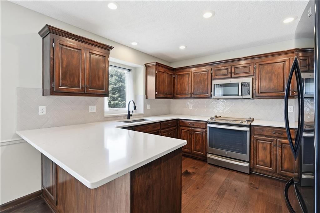 2531 NE Horseshoe Drive — photo 10