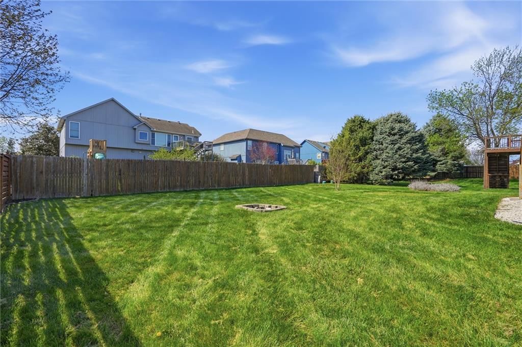 2531 NE Horseshoe Drive — photo 25