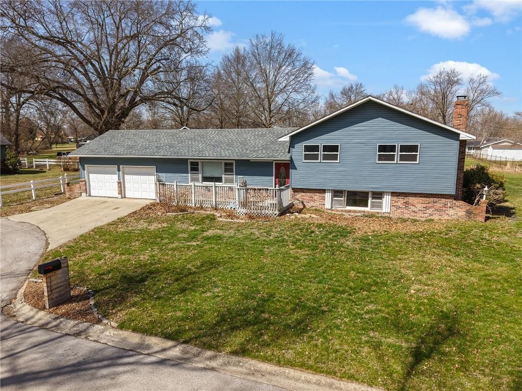 1703 E 4th Street, Trenton, MO