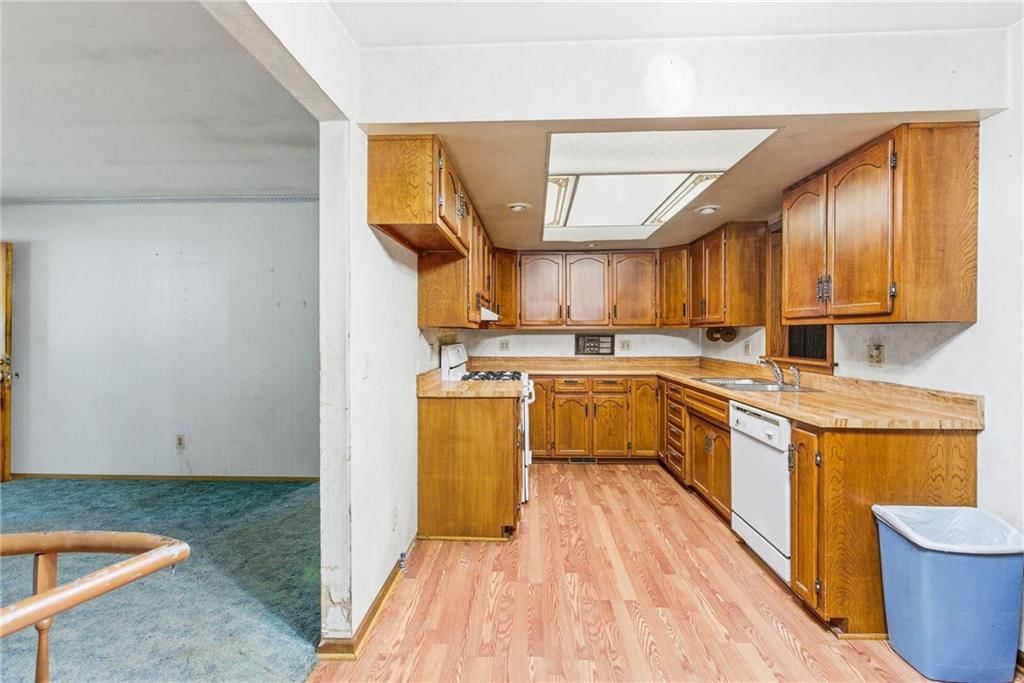 1102 N Farview Drive — photo 10