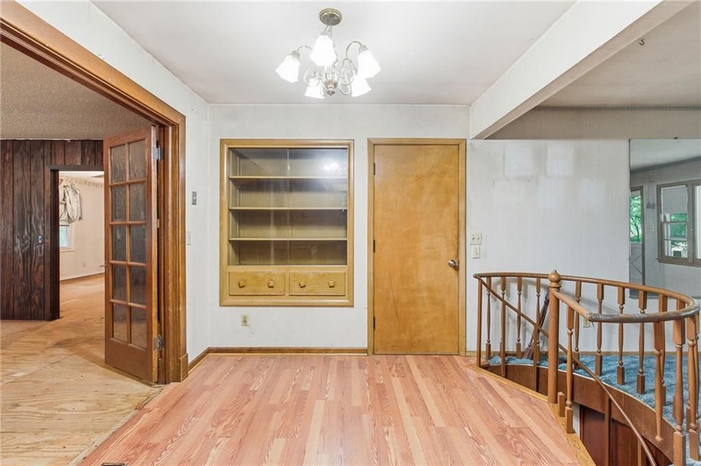 1102 N Farview Drive — photo 15