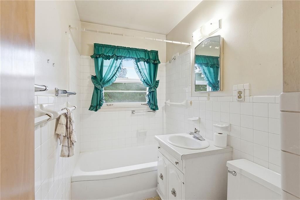 1102 N Farview Drive — photo 21