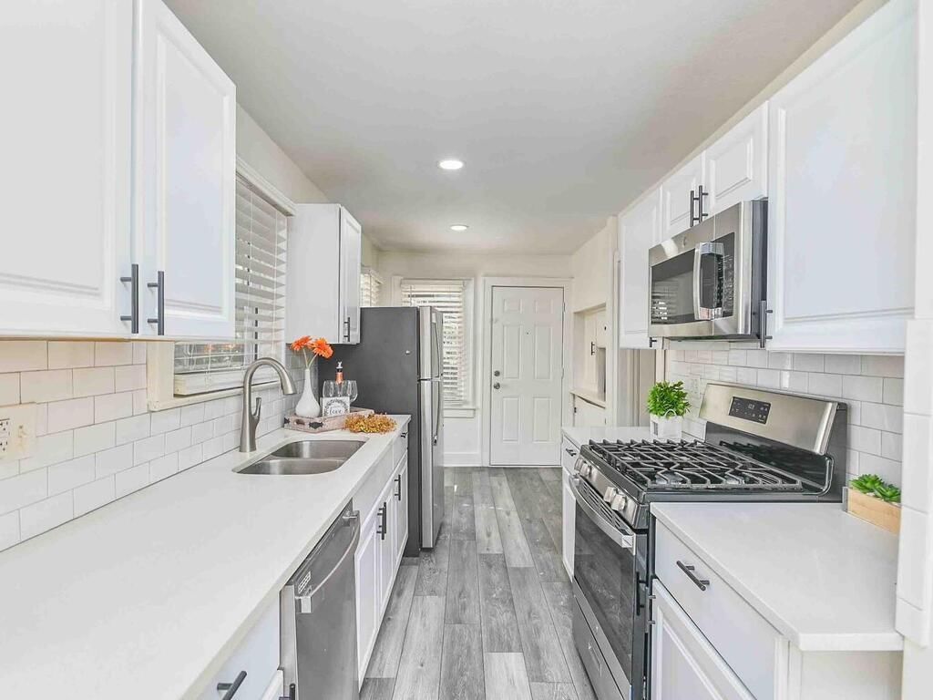 5528 Woodland Avenue — photo 9