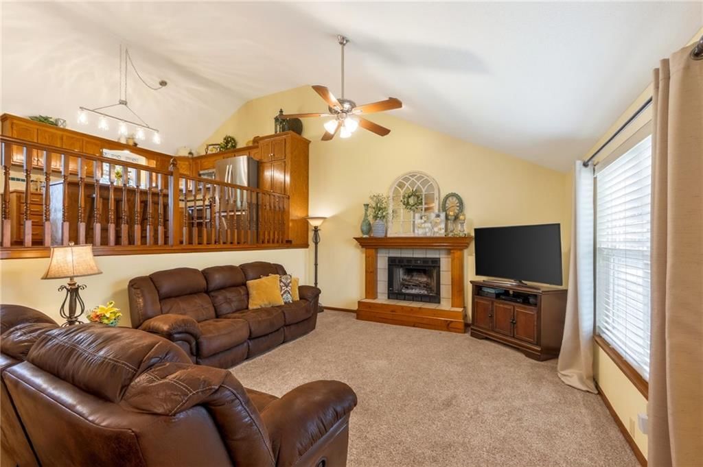 1600 NE Whitestone Drive — photo 6