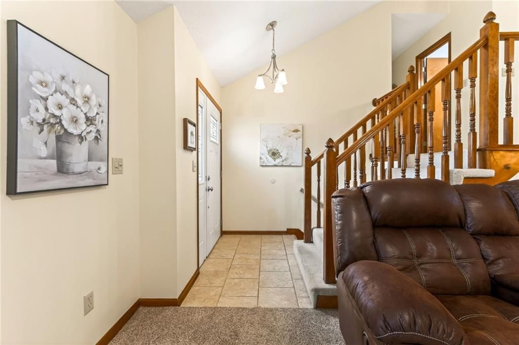 1600 NE Whitestone Drive — photo 10