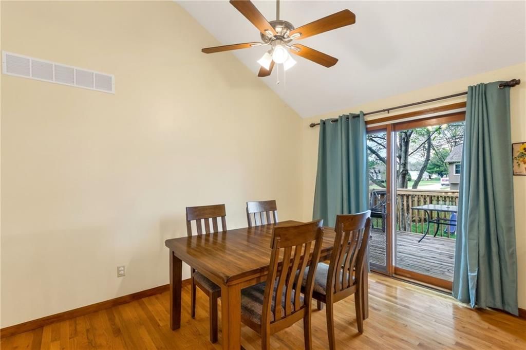 1600 NE Whitestone Drive — photo 12