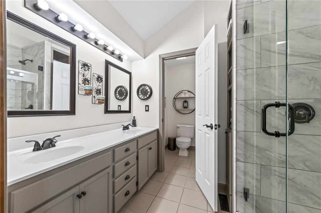 1600 NE Whitestone Drive — photo 17