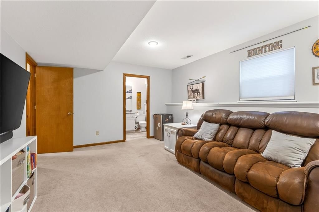 1600 NE Whitestone Drive — photo 27
