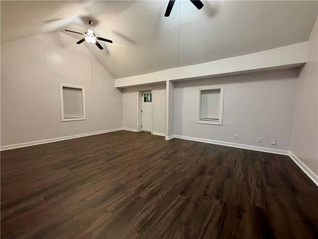 324 W South Avenue — photo 7