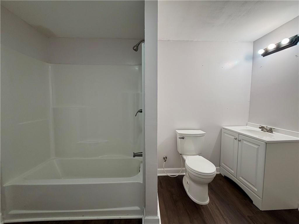 324 W South Avenue — photo 17