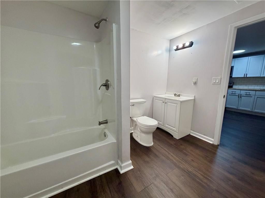 324 W South Avenue — photo 18
