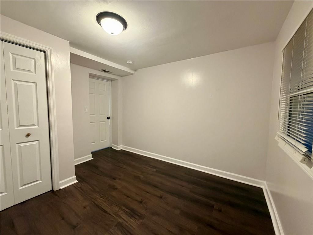 324 W South Avenue — photo 22