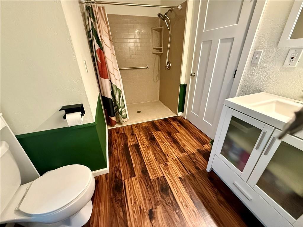109 W Black Diamond Street — photo 7