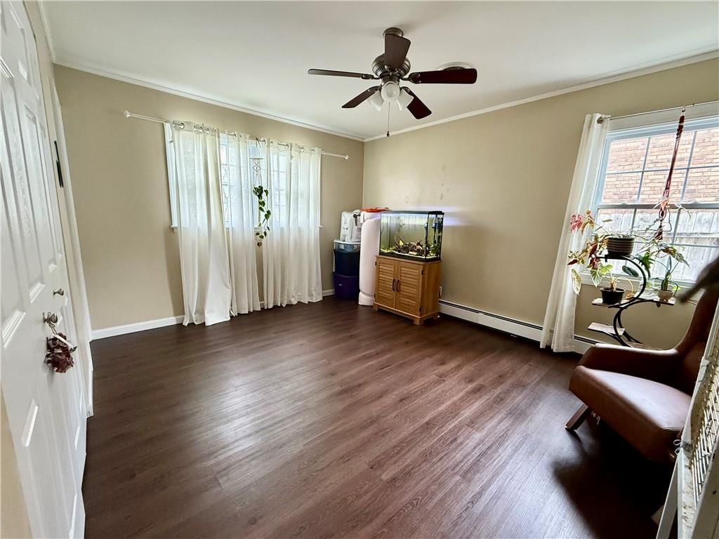 109 W Black Diamond Street — photo 8