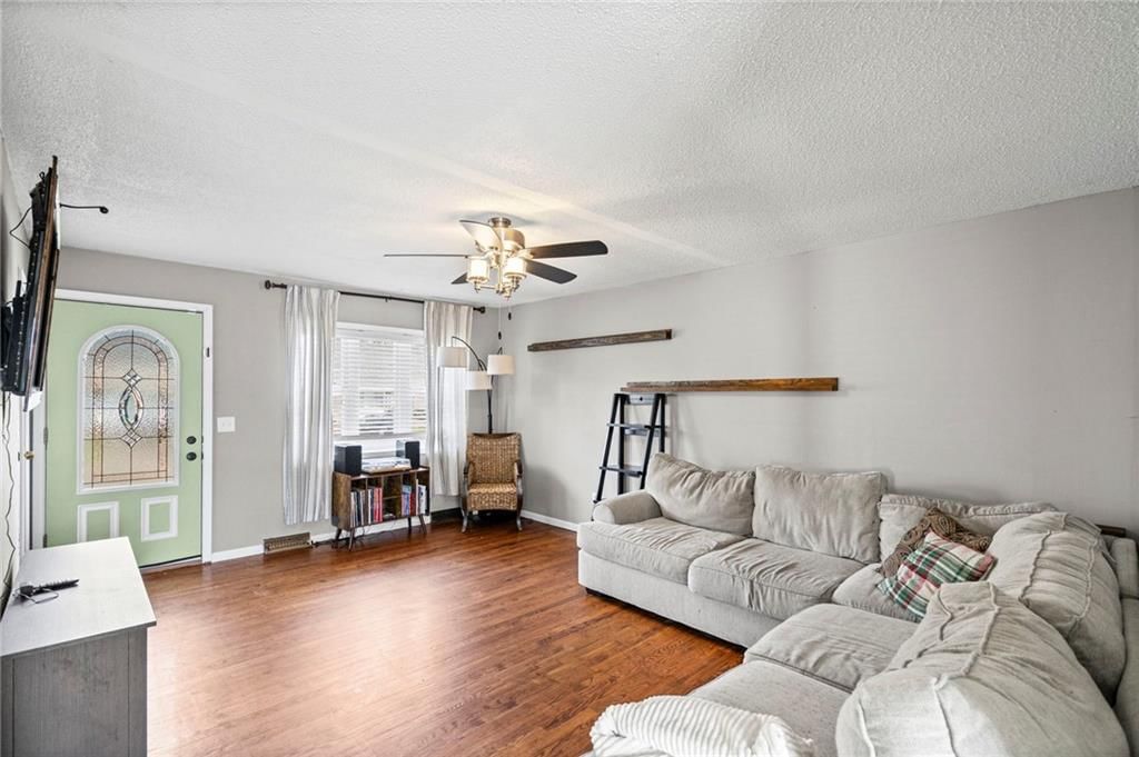 8141 NE 52nd Street — photo 5