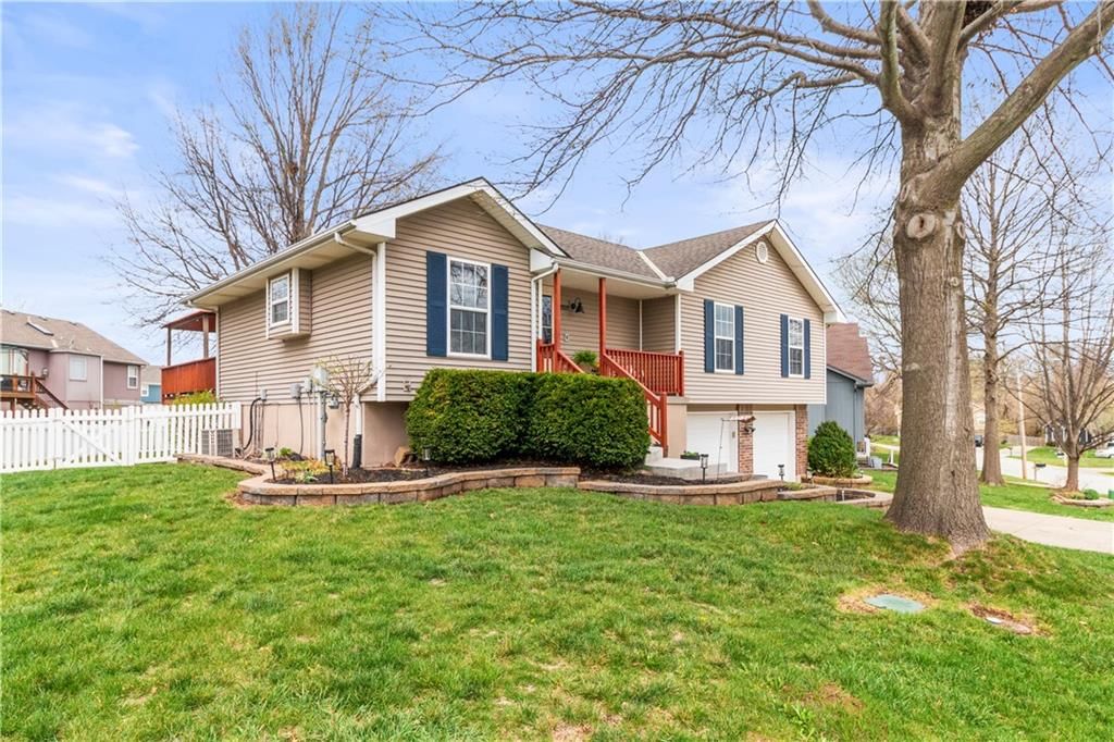 2337 Overbrook Drive — photo 2