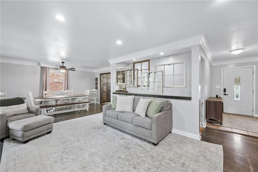 904 Ridgeway Drive — photo 10