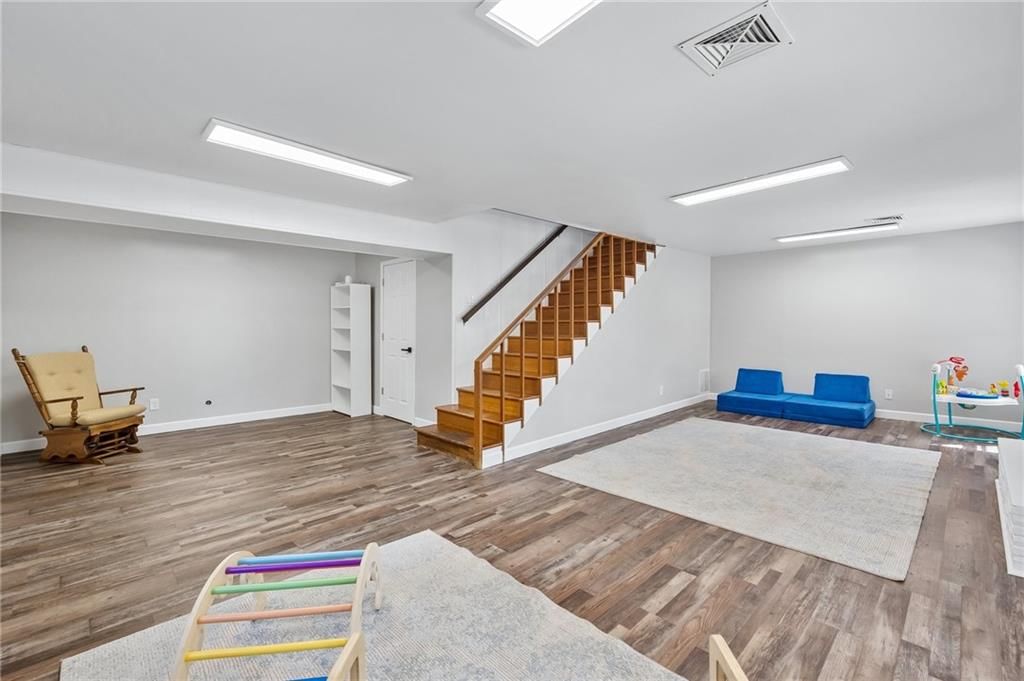 904 Ridgeway Drive — photo 12