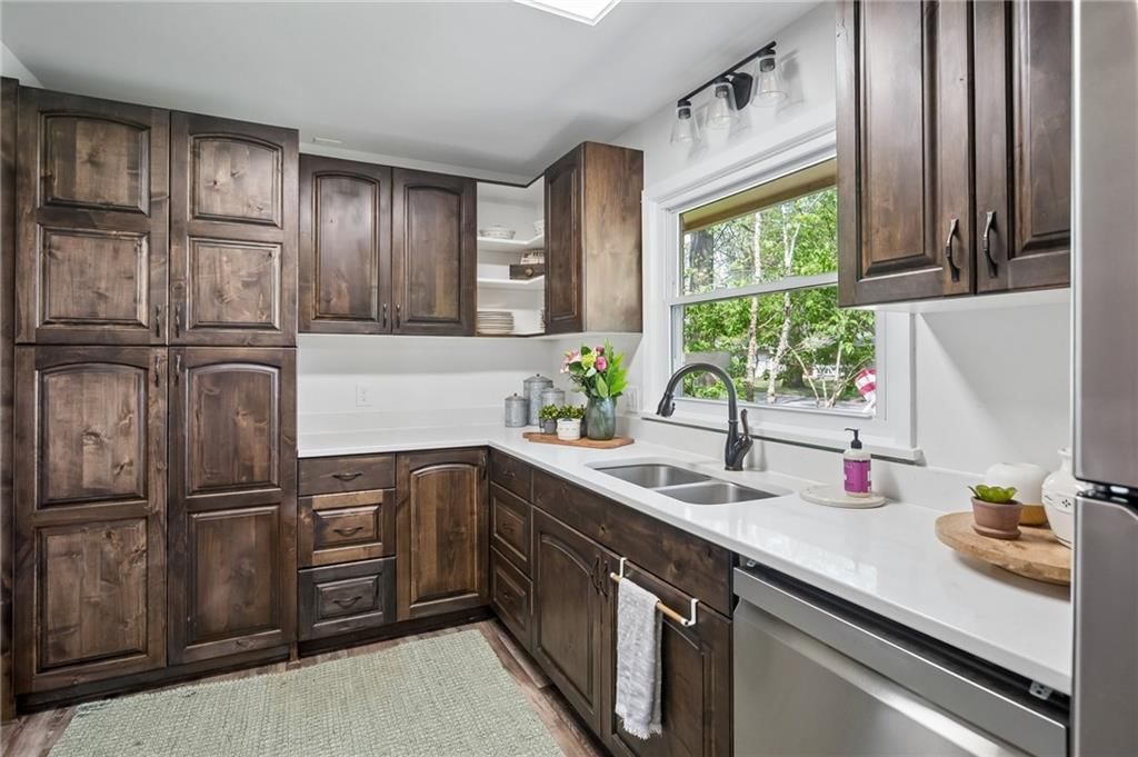 904 Ridgeway Drive — photo 15
