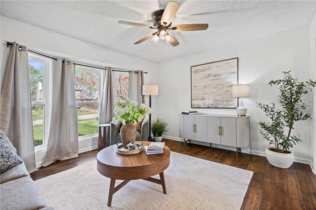 8442 Darnell Street — photo 4