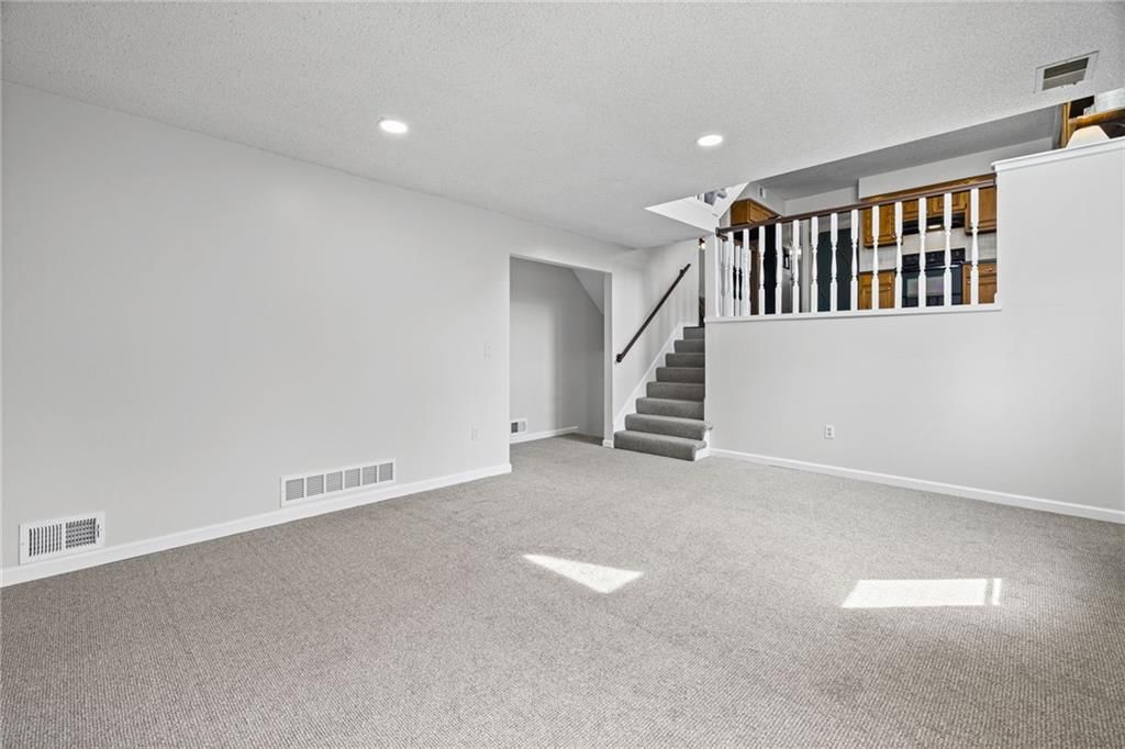 8442 Darnell Street — photo 22