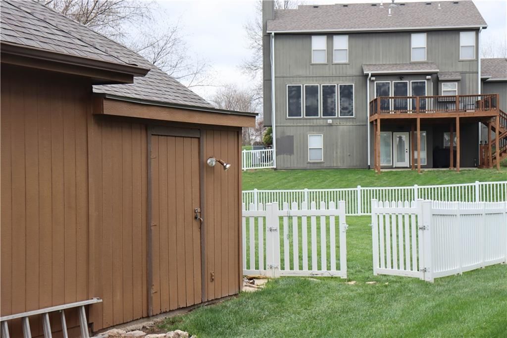 915 Englewood Drive — photo 5