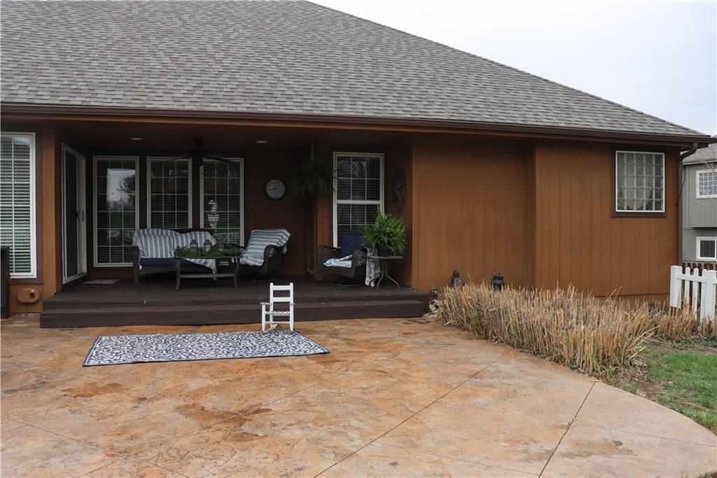 915 Englewood Drive — photo 10