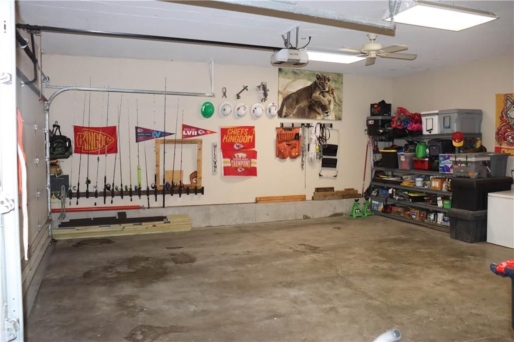 915 Englewood Drive — photo 27