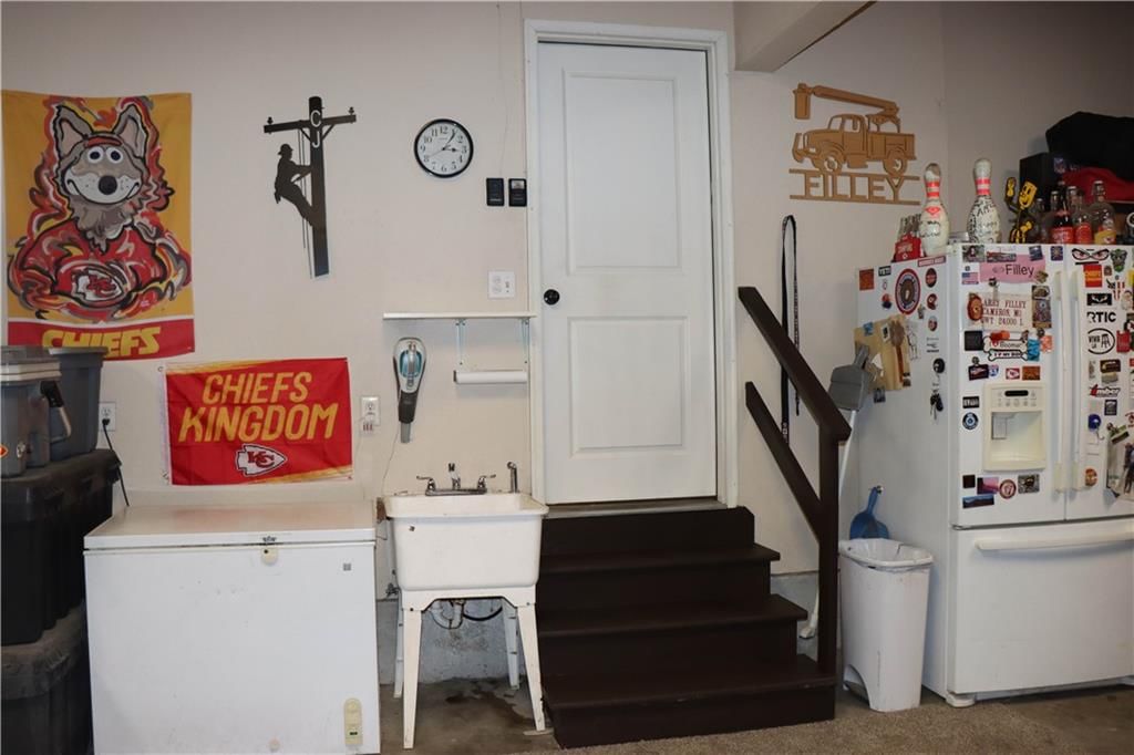 915 Englewood Drive — photo 29