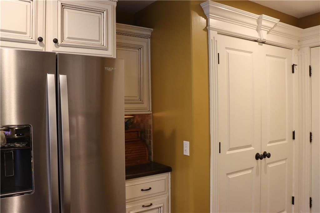 915 Englewood Drive — photo 30