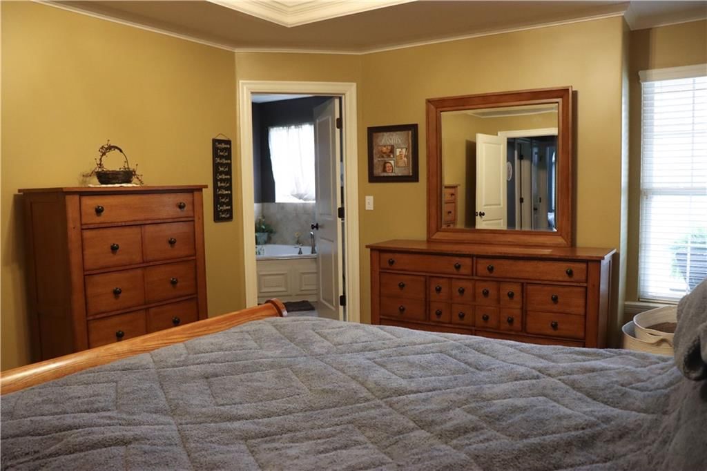 915 Englewood Drive — photo 33