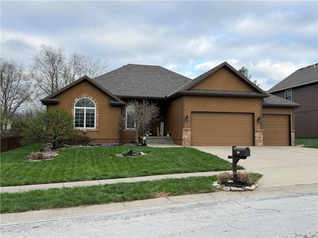 915 Englewood Drive — photo 86