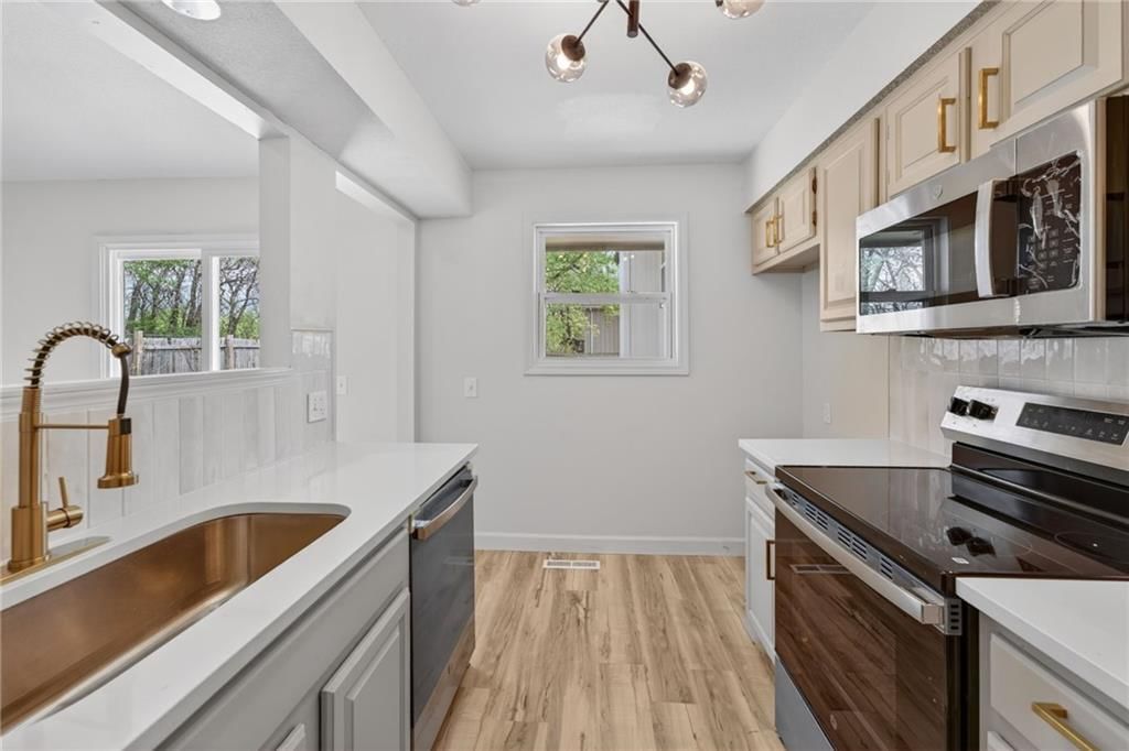1301 Ada Street — photo 23