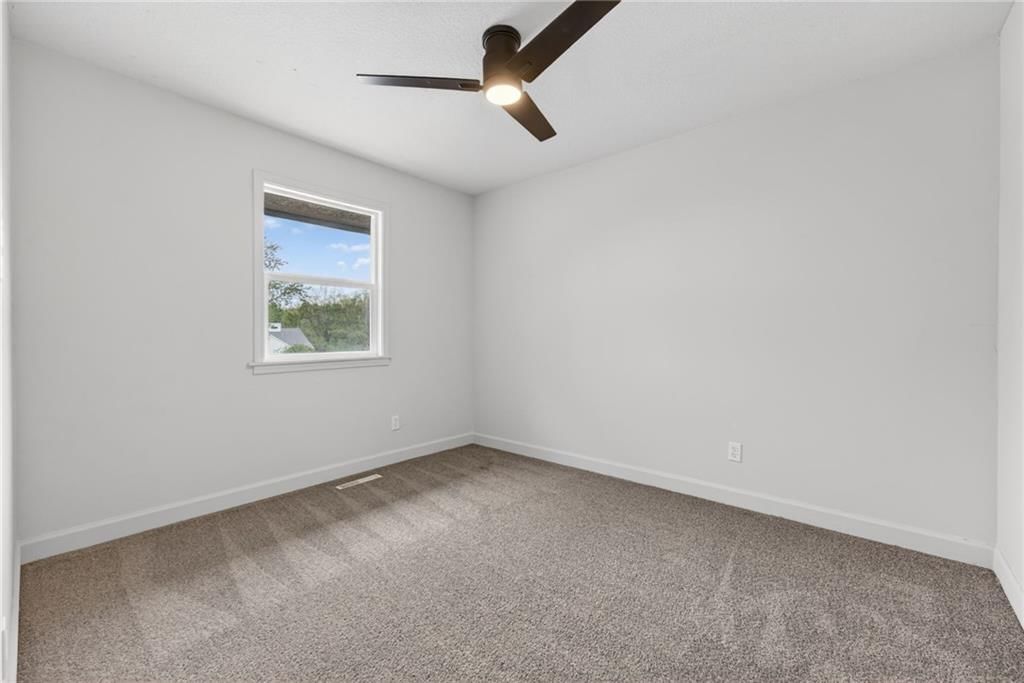 1301 Ada Street — photo 30