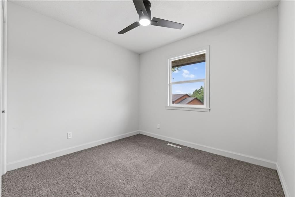 1301 Ada Street — photo 36
