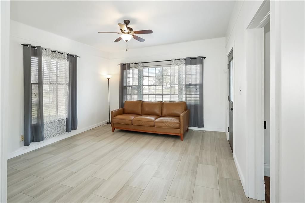 705 W Mechanic Street — photo 7