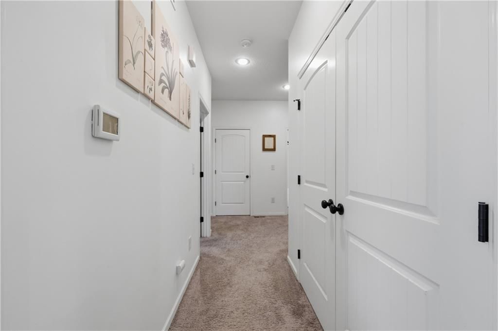 1611 NW Nicholas Drive — photo 9