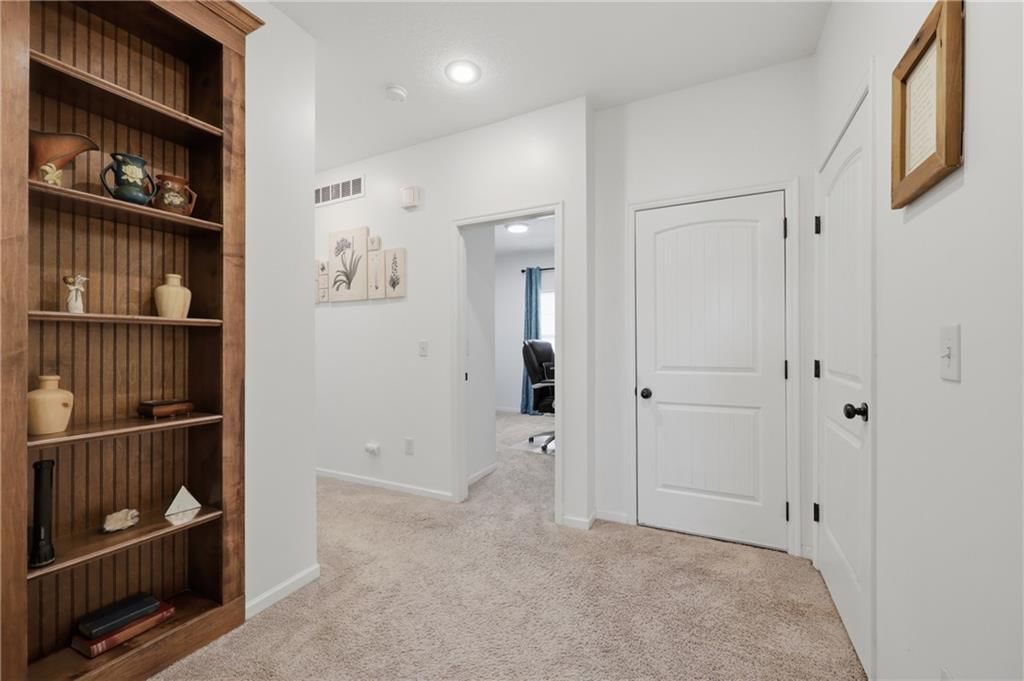 1611 NW Nicholas Drive — photo 10