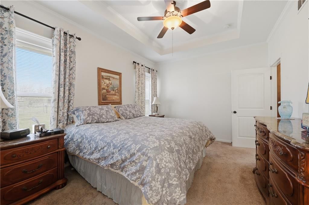 1611 NW Nicholas Drive — photo 11