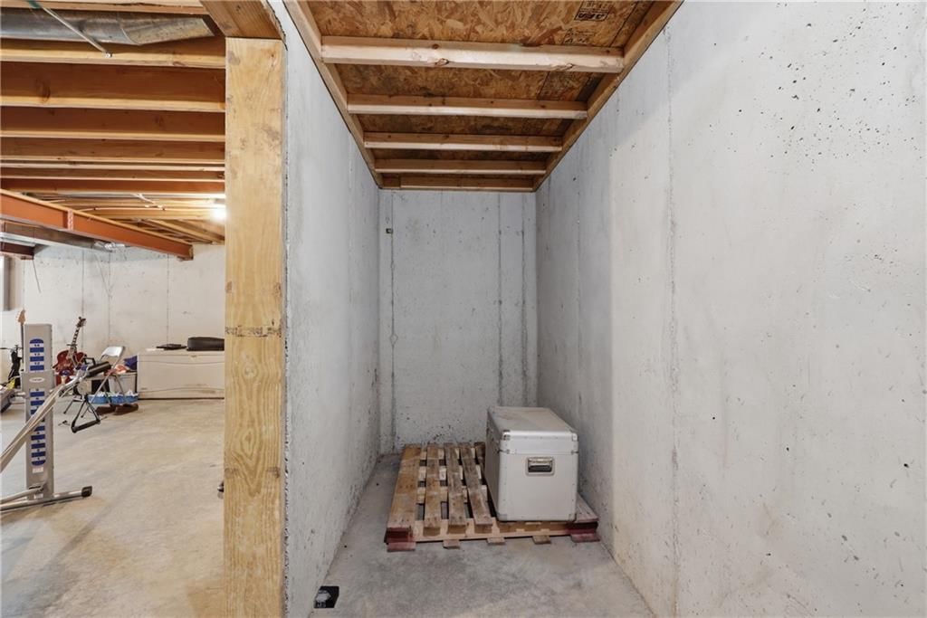 1611 NW Nicholas Drive — photo 22