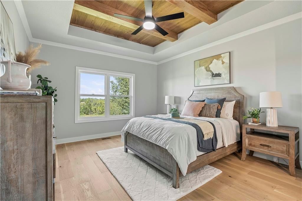Photo 26 of 47 - 510 Bentwater Drive, Raymore, MO 64083