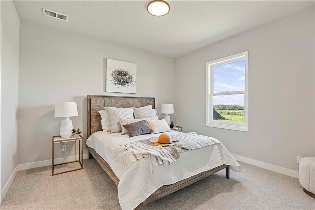 Photo 37 of 47 - 510 Bentwater Drive, Raymore, MO 64083