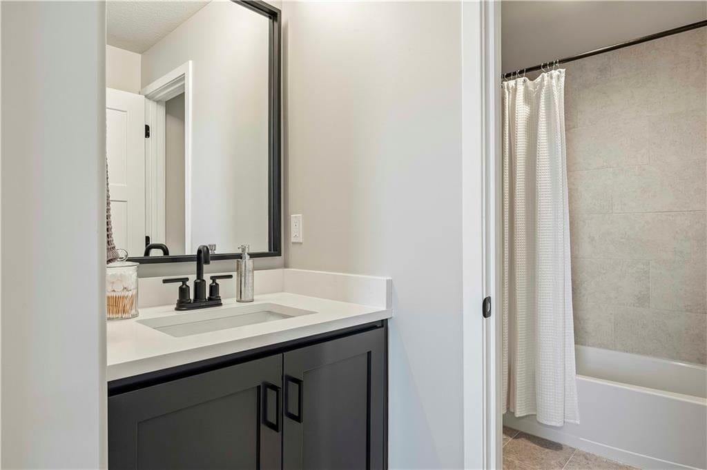 Photo 39 of 47 - 510 Bentwater Drive, Raymore, MO 64083