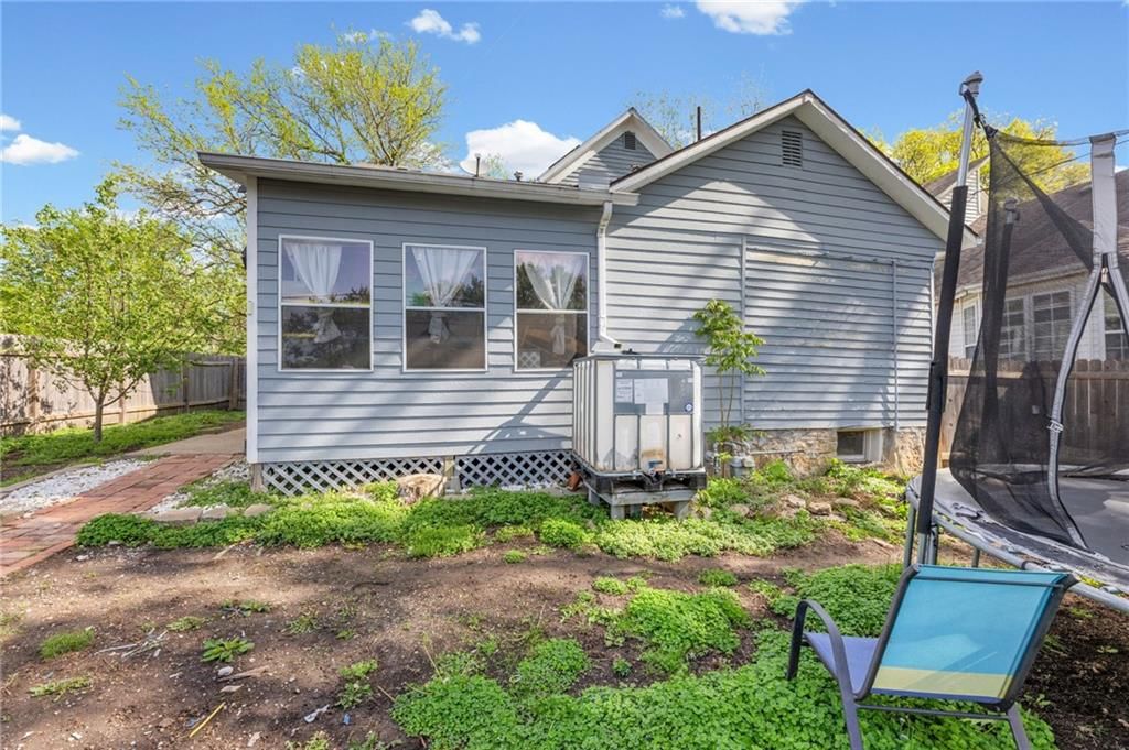 303 E Wea Street — photo 32