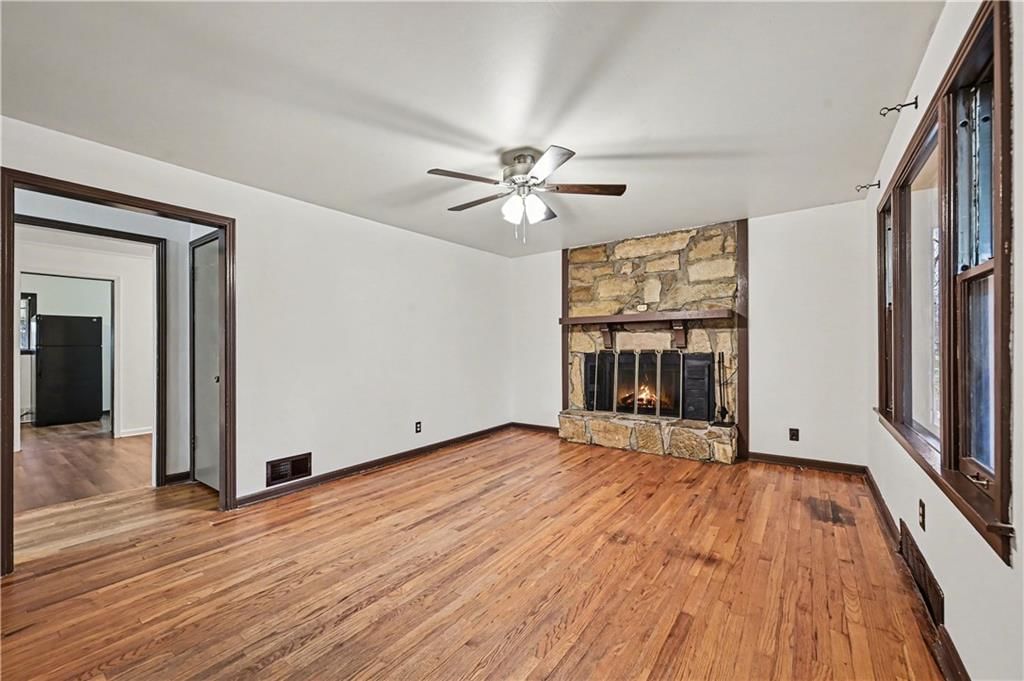 5015 N Chelsea Avenue — photo 3